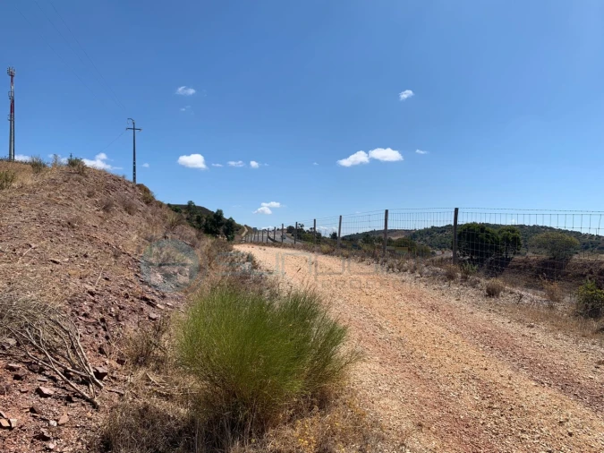 Terreno Misto para Venda em Odiaxere Foto 11