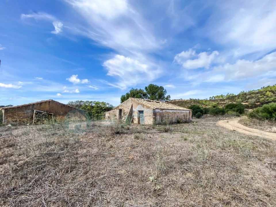 Terreno Misto para Venda em Bordeira Foto 13