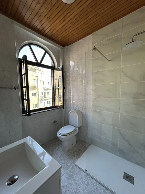 Moradia T3 para Arrendamento em Cedofeita, Santo Ildefonso, Sé, Miragaia, São Nicolau e Vitória