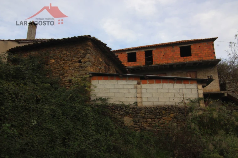 Moradia T5 para Venda em Macedo de Cavaleiros Foto 6