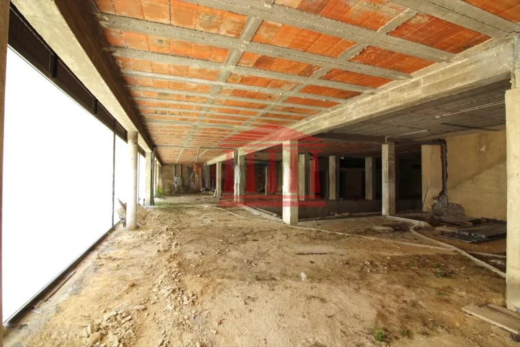 Loja para Venda em Abade de Neiva Foto 1