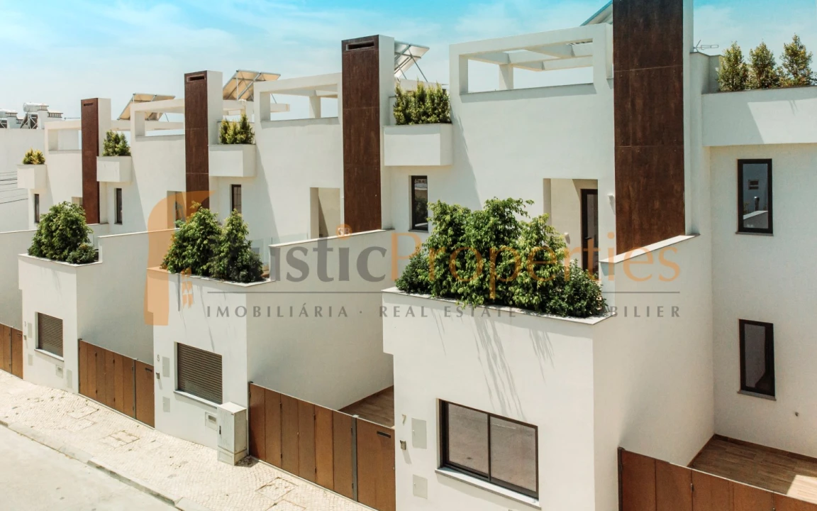 Moradia T3 para Venda em Olhão Foto 5