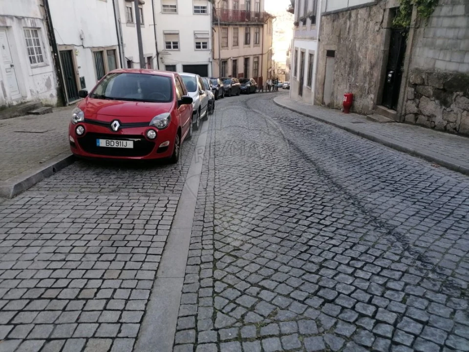 Prédio para Venda em Santa Marinha e São Pedro da Afurada Foto 22