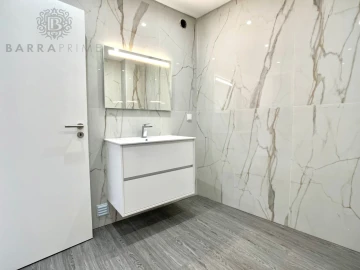 Apartamento T3 para Venda em Quelfes