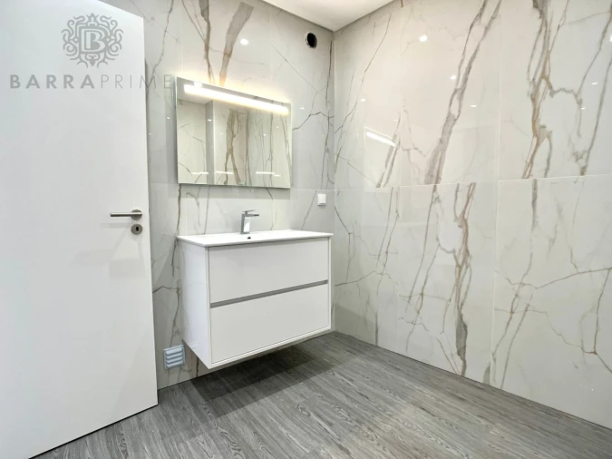 Apartamento T3 para Venda em Quelfes Foto 18