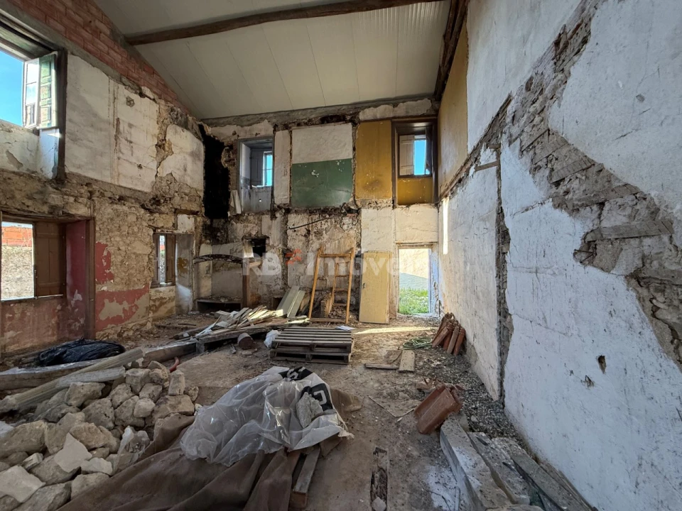 Moradia T3 para Venda em Olaia e Paço Foto 2