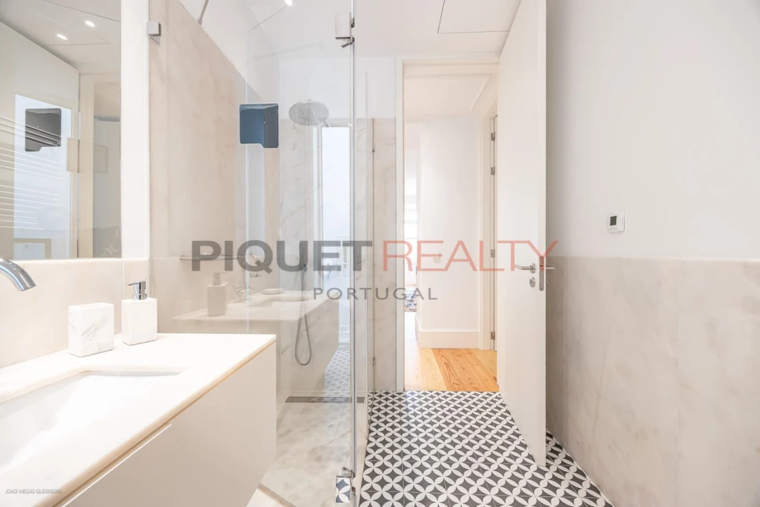 Apartamento T2 para Venda em Misericórdia Foto 20