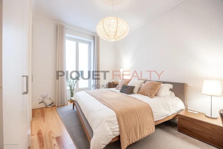 Apartamento T2 para Venda em Misericórdia Foto 12