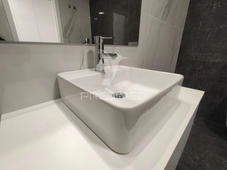 Apartamento T3 para Venda em Alfragide Foto 8