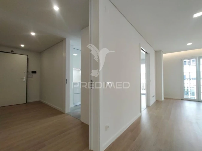 Apartamento T3 para Venda em Alfragide Foto 6