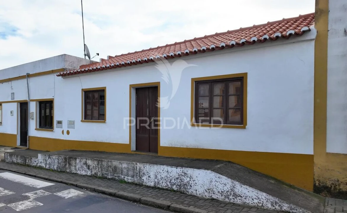 Moradia T5 para Venda em São Teotónio Foto 2