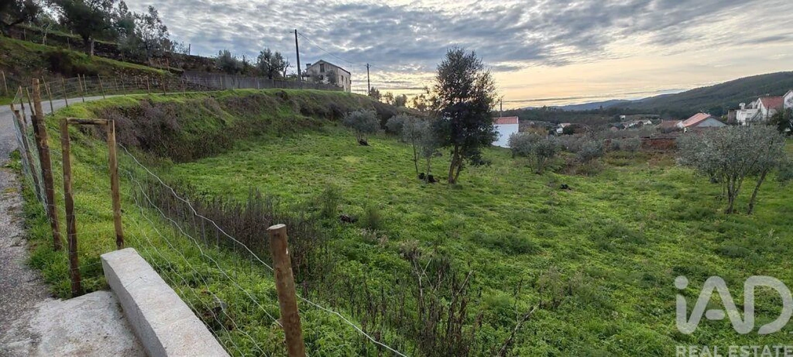 Moradia para Venda em Alvares Foto 19