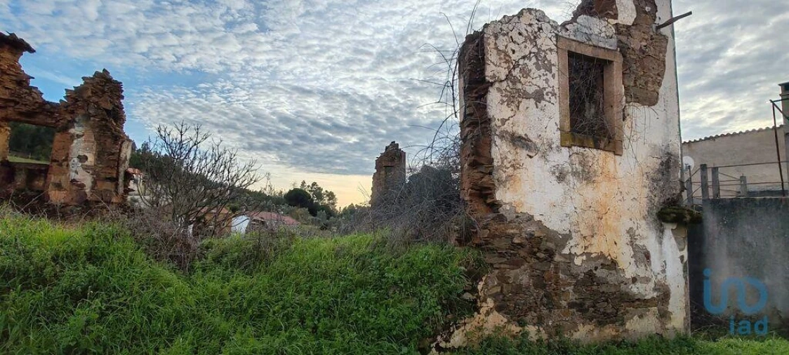 Moradia para Venda em Alvares Foto 9