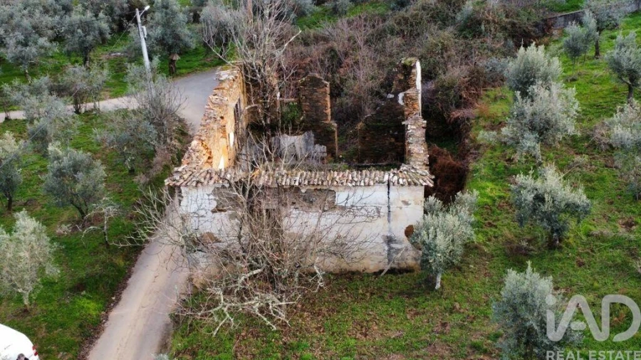 Moradia para Venda em Alvares Foto 17