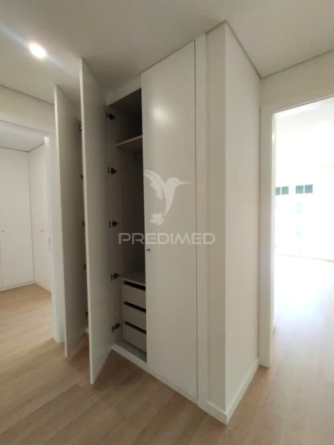 Apartamento T3 para Venda em Alfragide