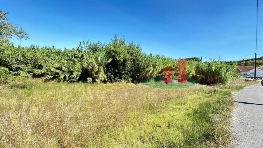 Moradia T4 para Venda em Arneiro das Milhariças Foto 19