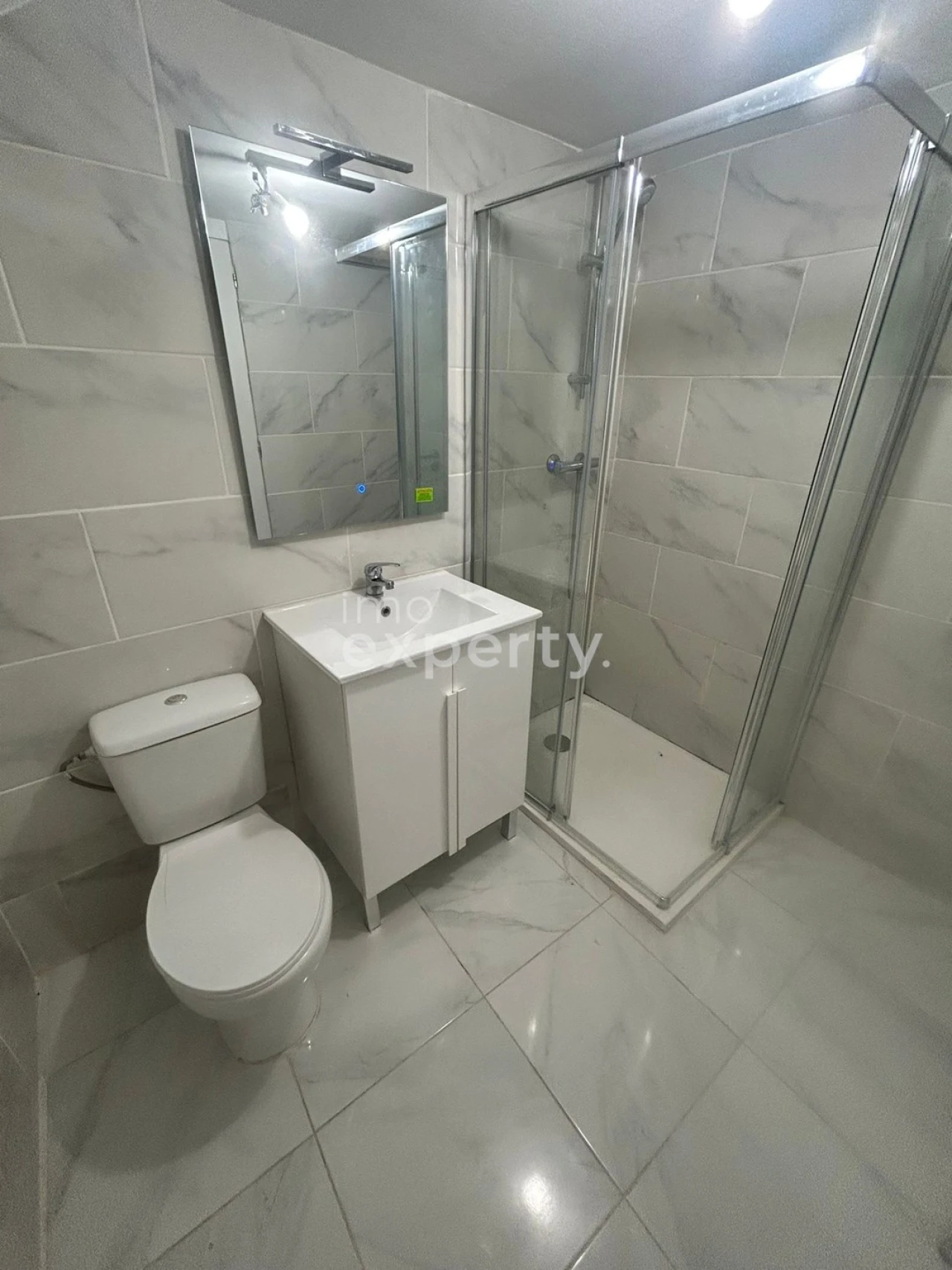 Negócio para Venda em Laranjeiro e Feijó Foto 6