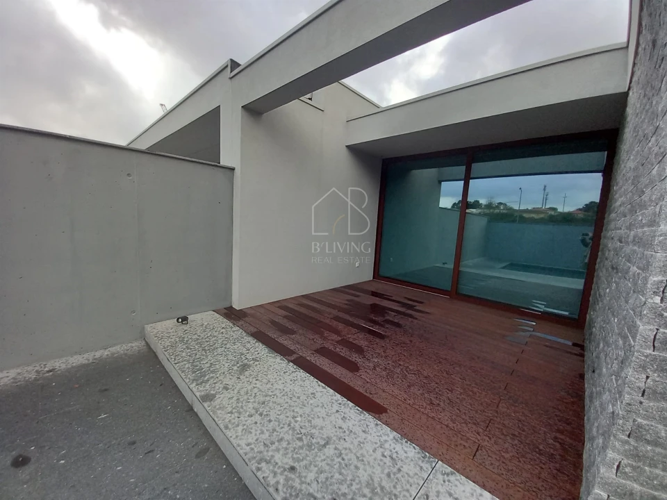 Moradia T0 para Venda em Palmeira Foto 12