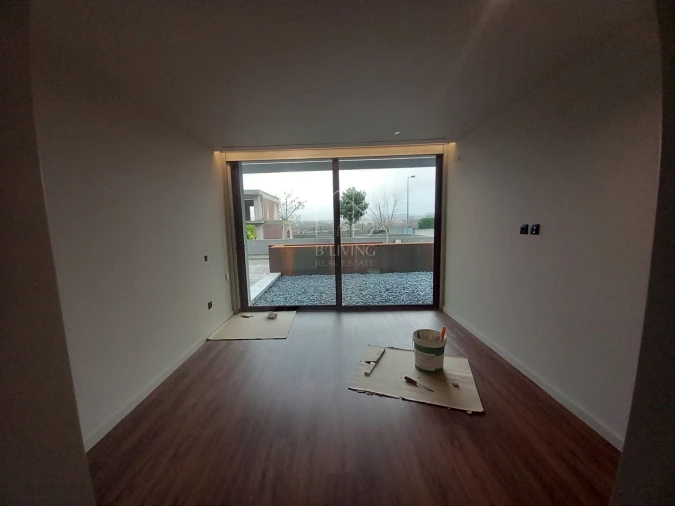 Moradia T0 para Venda em Palmeira Foto 18