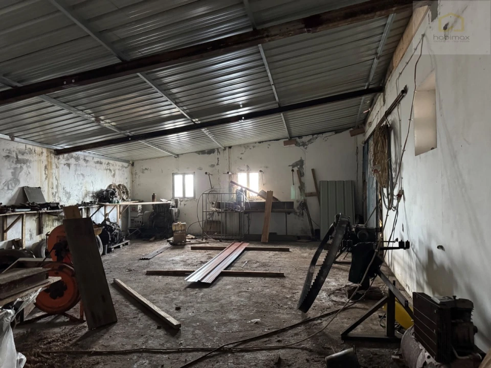 Armazém para Venda em Lomba da Fazenda Foto 9