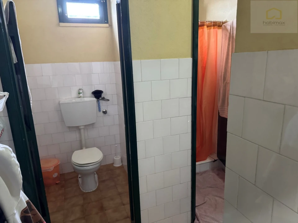 Armazém para Venda em Lomba da Fazenda Foto 14