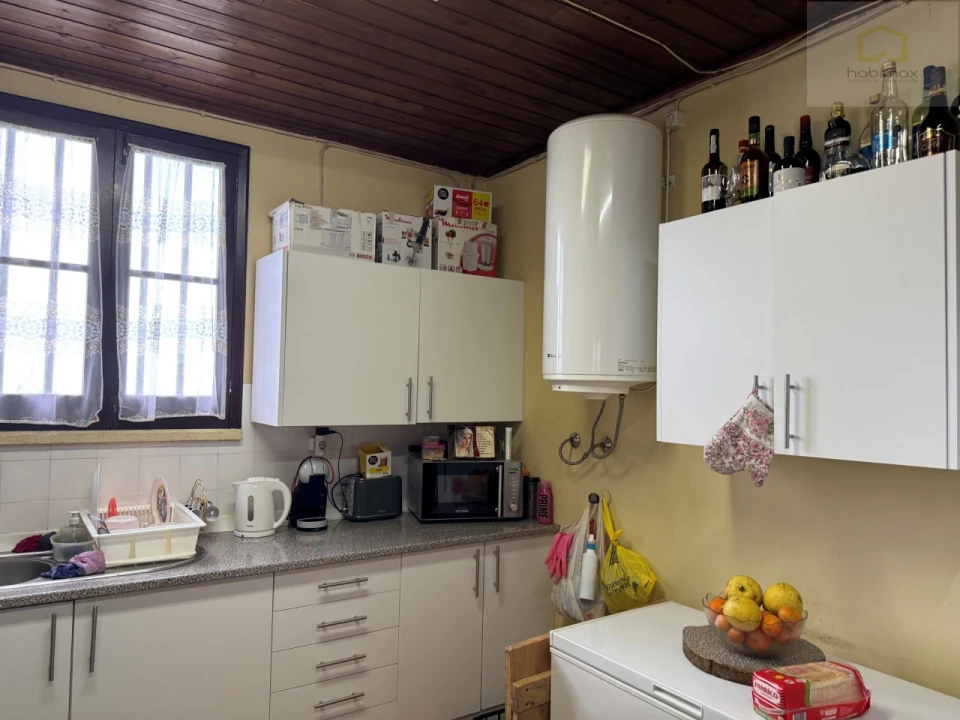 Armazém para Venda em Lomba da Fazenda Foto 18