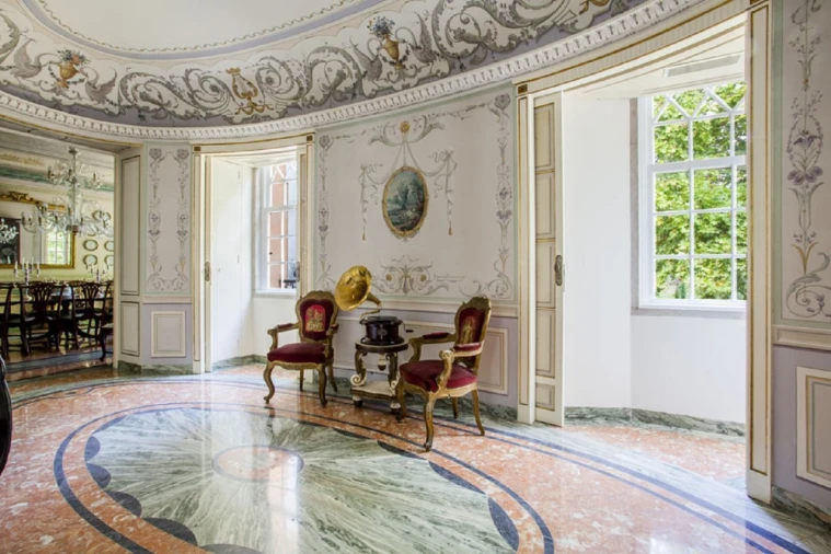 Moradia T6 para Venda em Carnide Foto 23