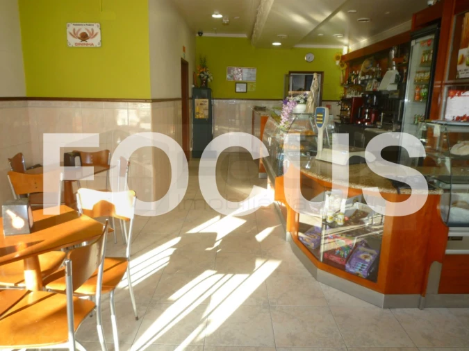 Negócio para Venda em Barrô e Aguada de Baixo Foto 2