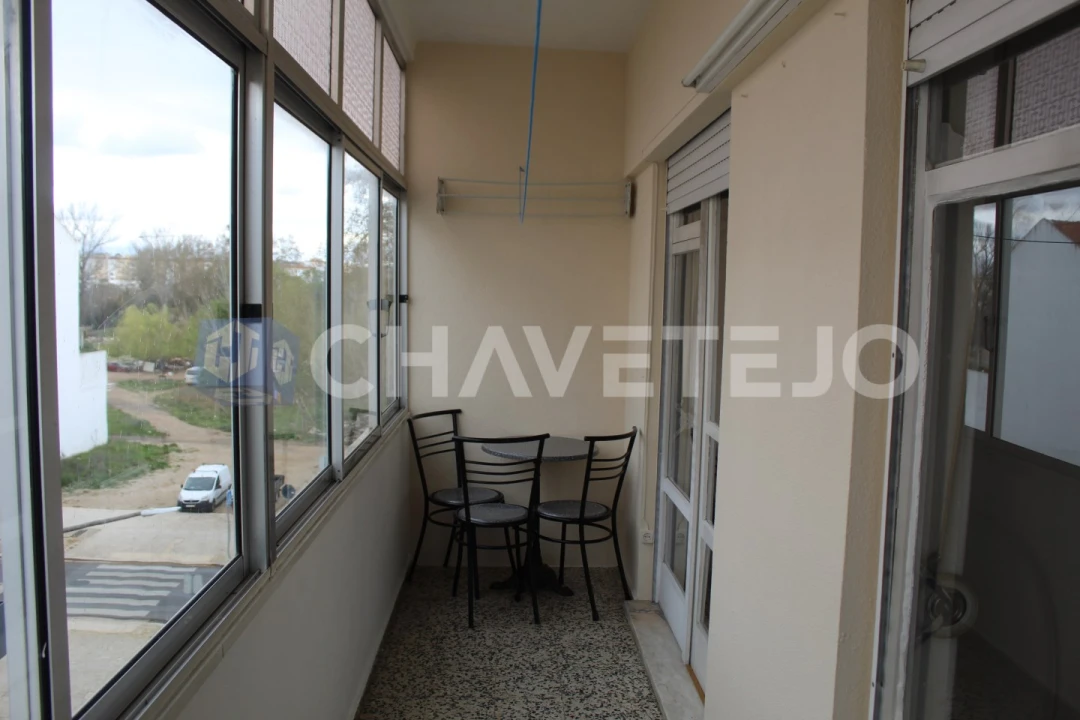 Apartamento T2 para Venda em São João Baptista e Santa Maria dos Olivais Foto 11