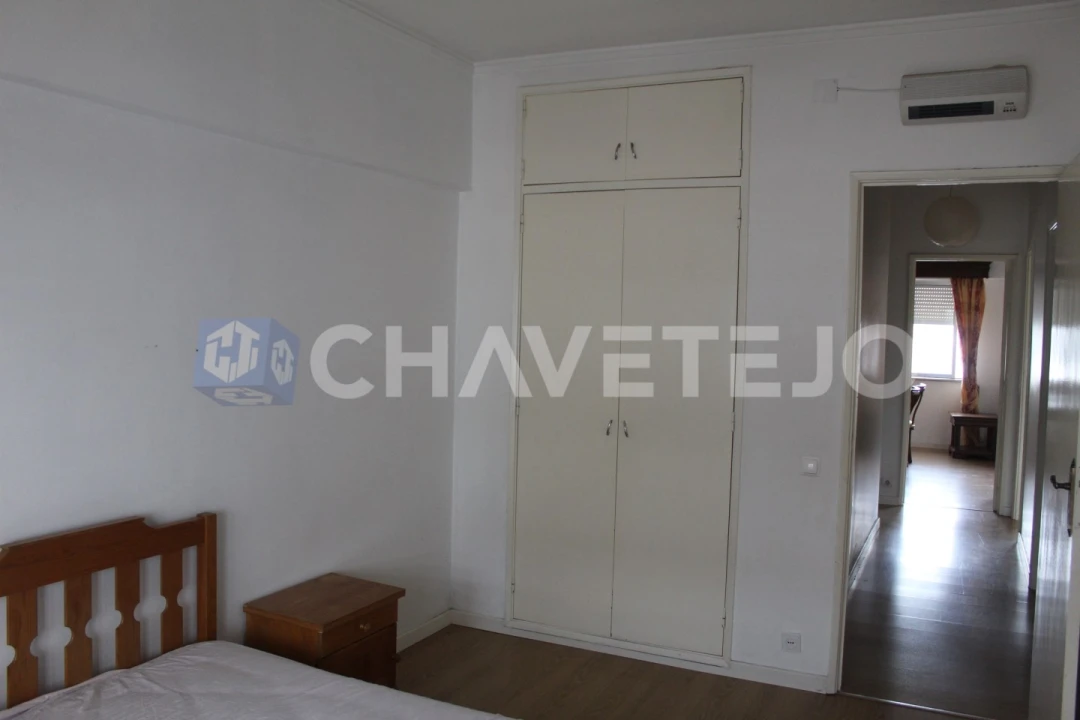 Apartamento T2 para Venda em São João Baptista e Santa Maria dos Olivais Foto 14