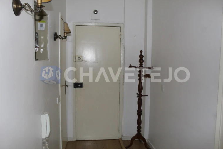 Apartamento T2 para Venda em São João Baptista e Santa Maria dos Olivais Foto 7