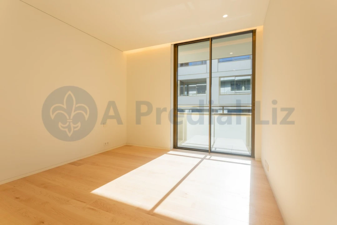 Apartamento T3 para Venda em Lordelo do Ouro e Massarelos Foto 22