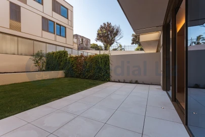 Apartamento T3 para Venda em Lordelo do Ouro e Massarelos