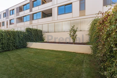 Apartamento T3 para Venda em Lordelo do Ouro e Massarelos