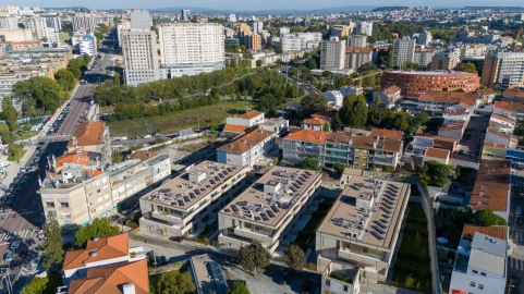 Apartamento T3 para Venda em Lordelo do Ouro e Massarelos
