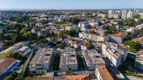 Apartamento T3 para Venda em Lordelo do Ouro e Massarelos