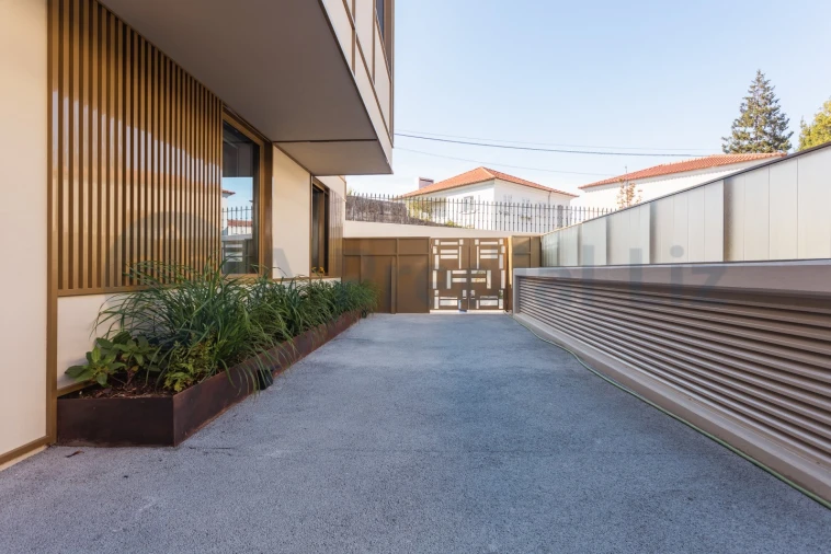 Apartamento T3 para Venda em Lordelo do Ouro e Massarelos Foto 5