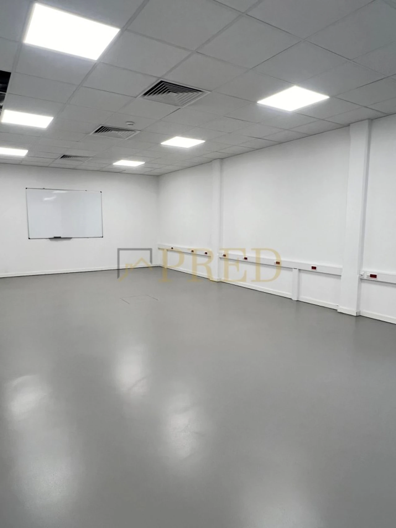 Armazém para Arrendamento em Paranhos Foto 5