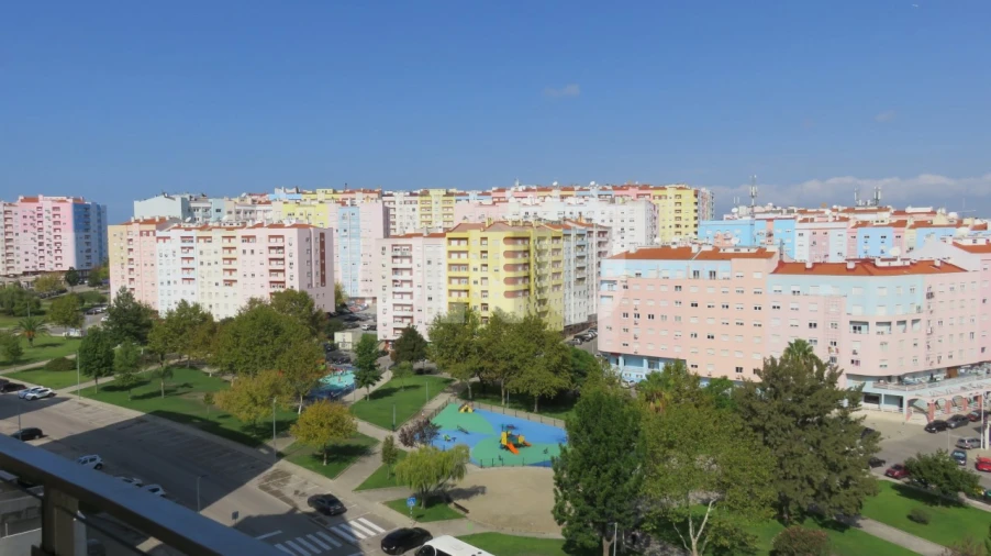 Apartamento T3 para Venda em Corroios