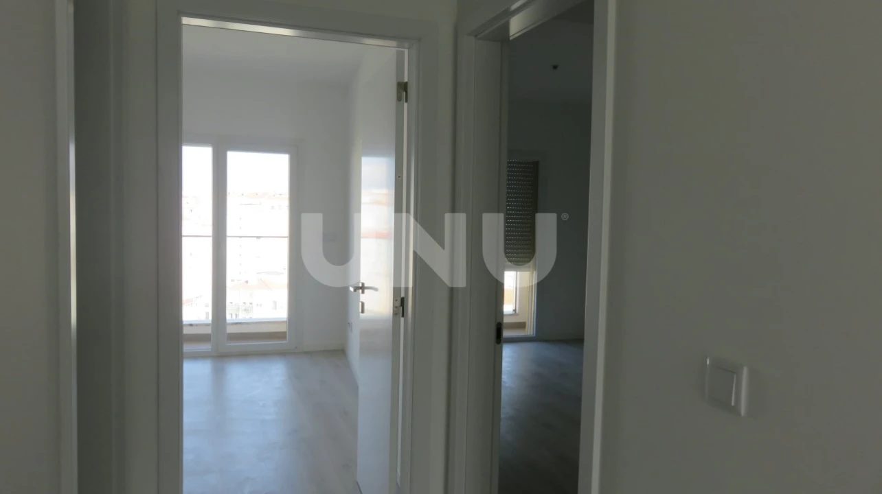 Apartamento T3 para Venda em Corroios Foto 6