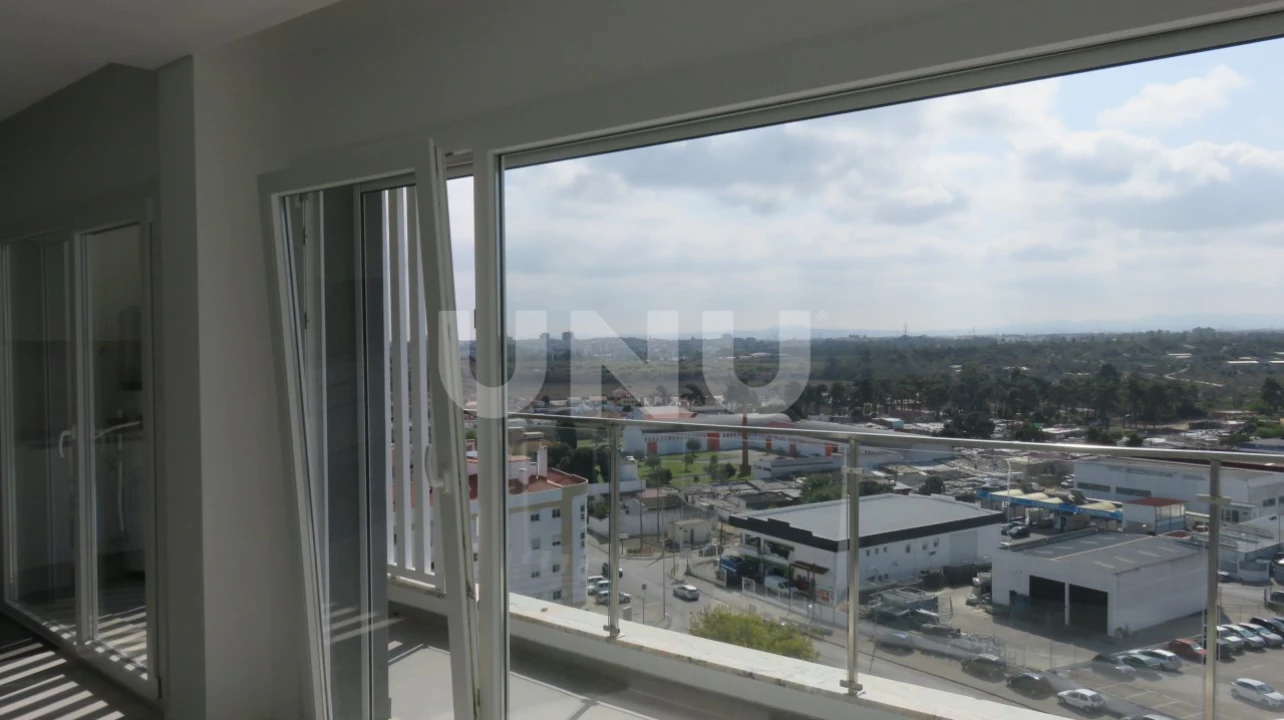 Apartamento T2 para Venda em Corroios Foto 7