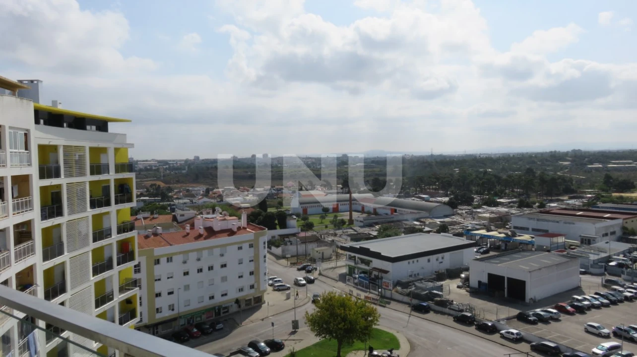 Apartamento T2 para Venda em Corroios Foto 8