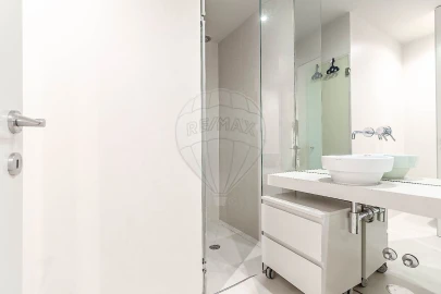 Moradia T4 para Venda em Aldoar, Foz do Douro e Nevogilde