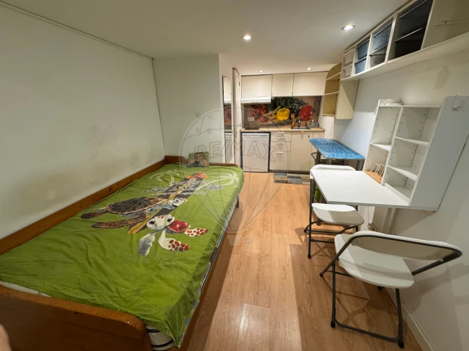 Garagem para Venda em Rio de Mouro Foto 7