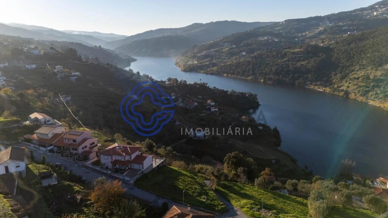 Terreno para Venda em Anreade e São Romão de Aregos Foto 1