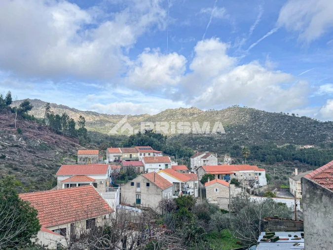 Moradia T3 para Venda em São Vicente da Beira Foto 8