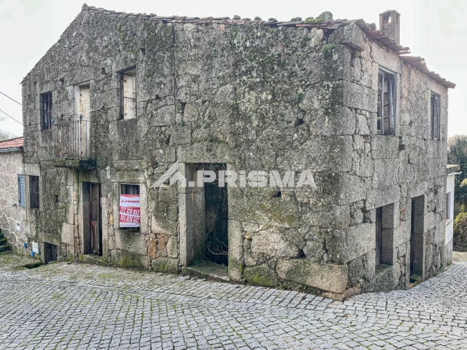 Moradia T3 para Venda em São Vicente da Beira Foto 6