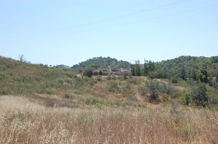 Moradia T4 para Venda em Armação de Pera Foto 13