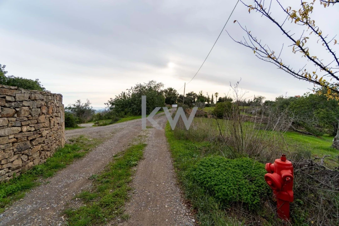 Terreno para Venda em Santa Barbara de Nexe Foto 14
