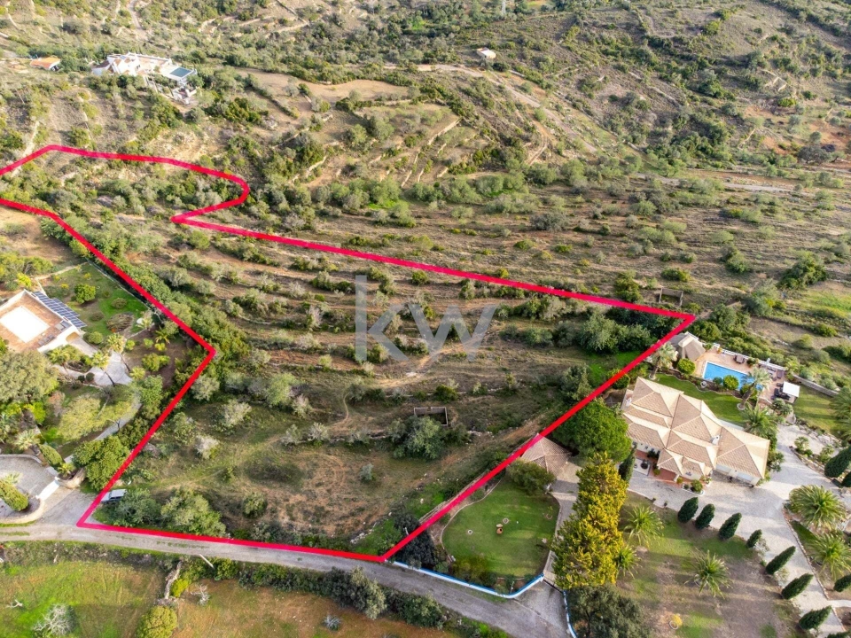 Terreno para Venda em Santa Barbara de Nexe Foto 8